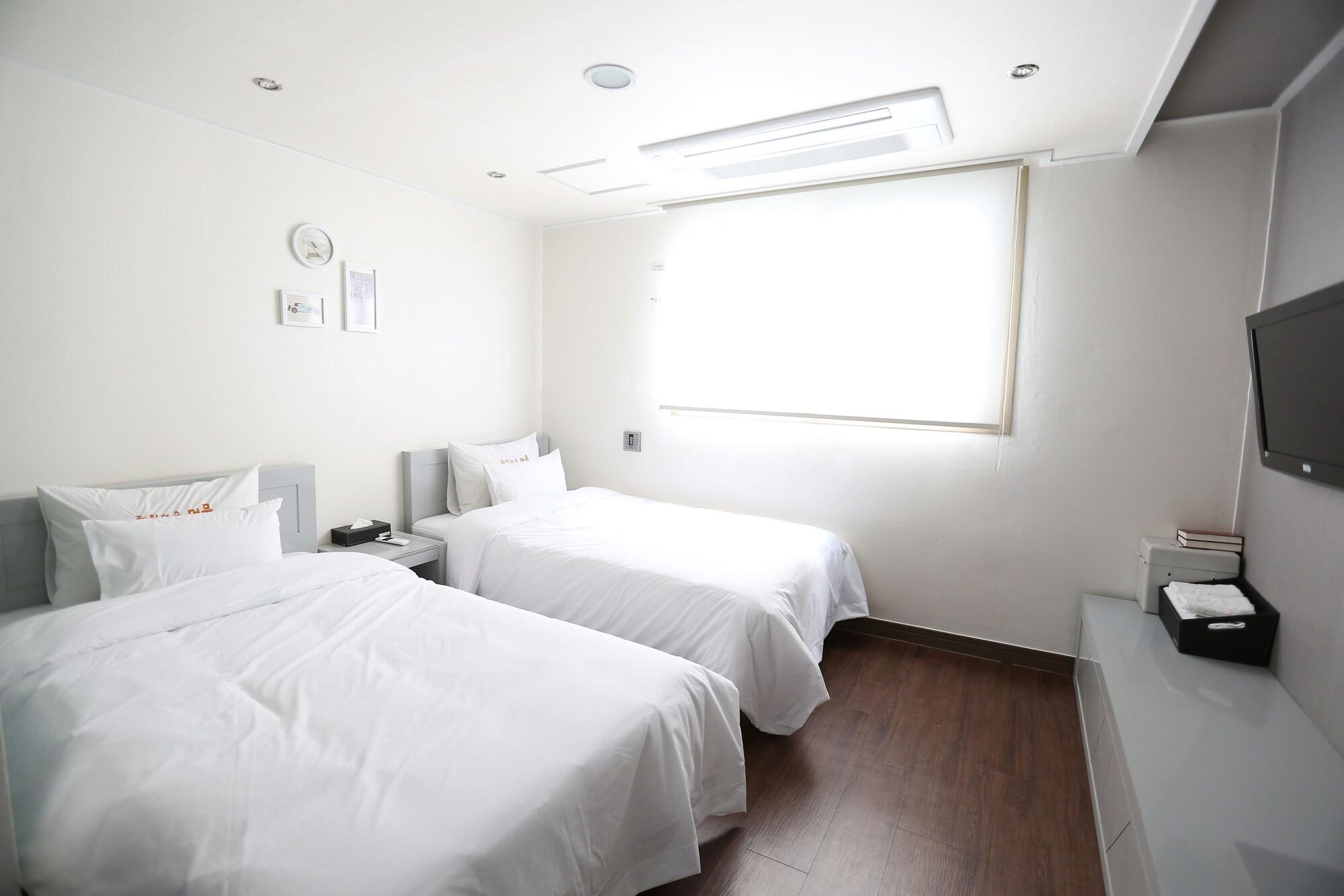 ซอมยอน เรสซิเดนซ์ มูมุม โฮเต็ล Hotel ปูซาน ภายนอก รูปภาพ